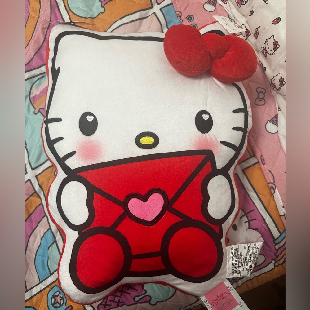 Hello Kitty Valentines Pillow